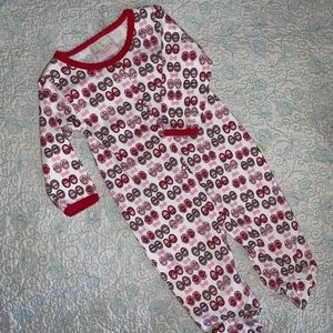 Duck Duck Goose Footed Sleeper One Piece Shoes and Bows Design Full Snap Front